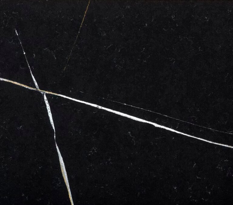 silestone-eternal-noir-1